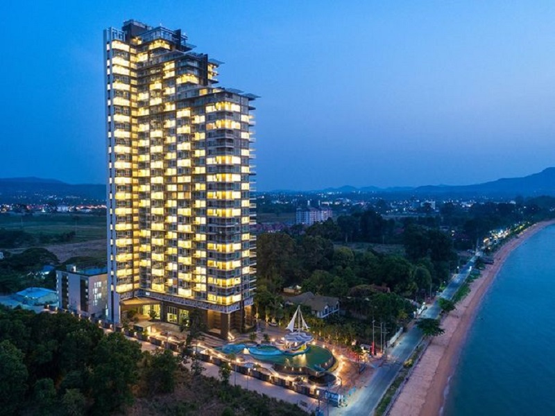 เดลมาเล่ย์ บางเสร่ บีชฟร้อนท์ (Del Mare Bang Saray Beachfront) รูปที่ 2