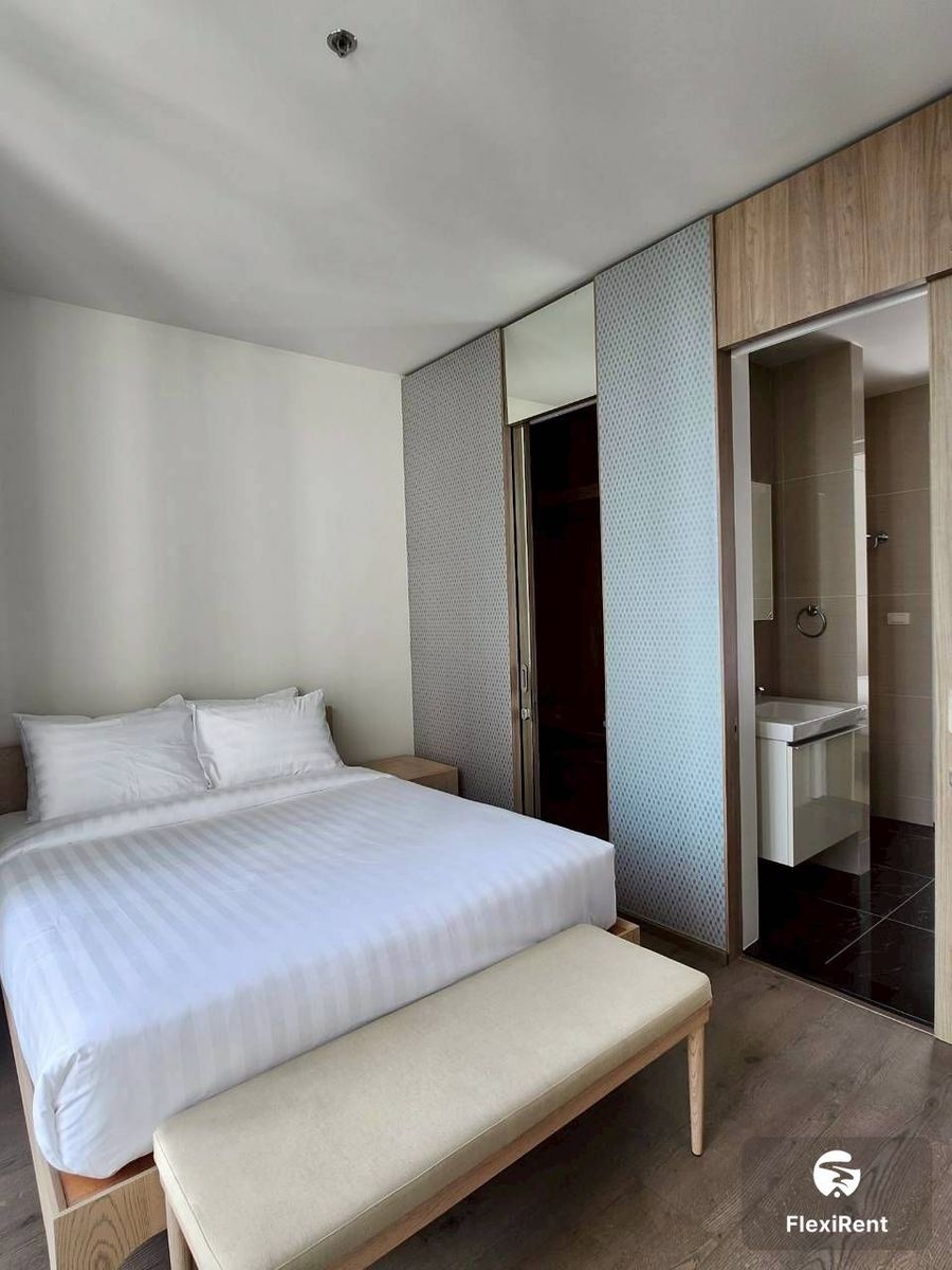 Park Origin Phrom Phong + Include Service