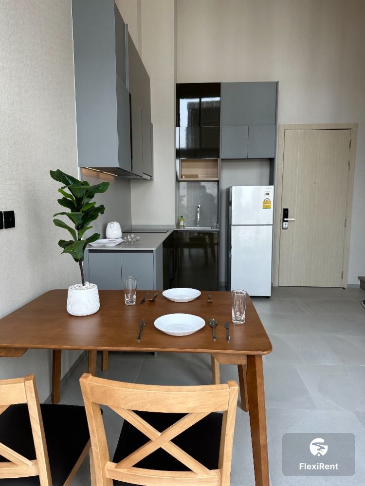 Cooper Siam photo #4