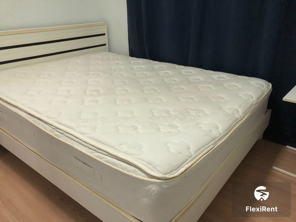 The Kith Khlong Luang photo #2