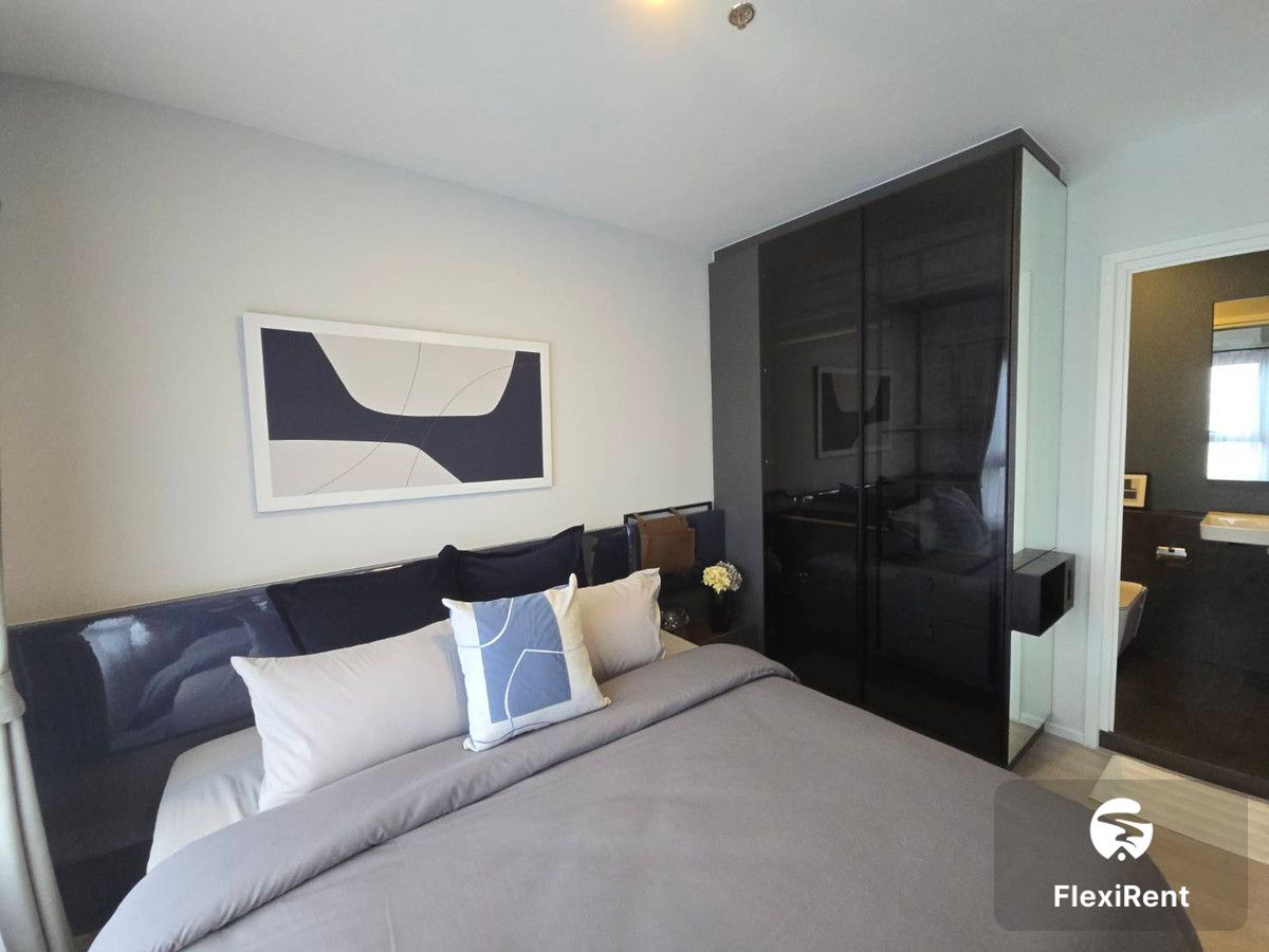 The Key MRT Phetkasem 48