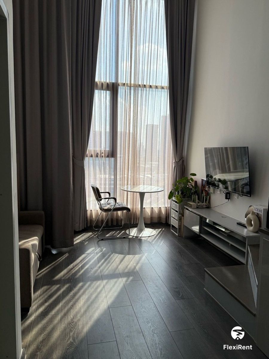 KnightsBridge Space Rachayothin photo #5