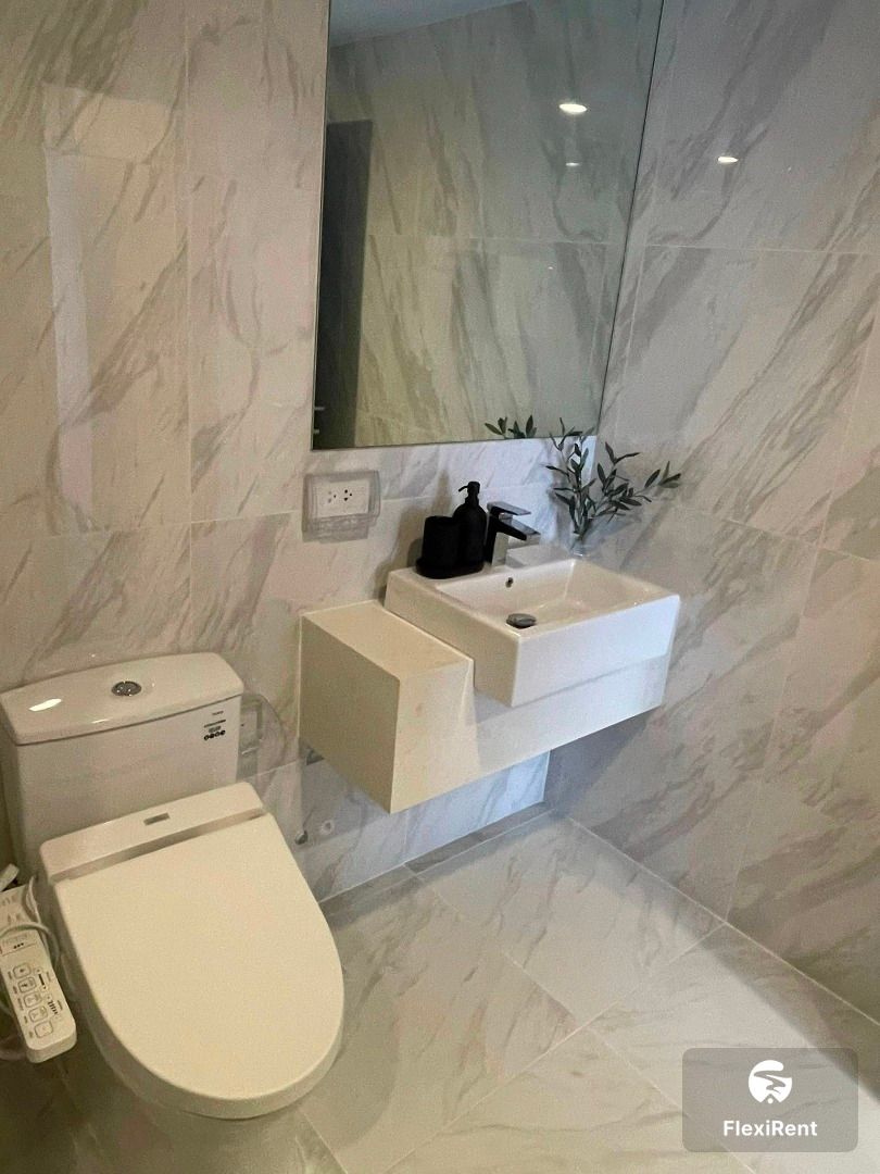 Ideo Mobi Sukhumvit 40 photo #5