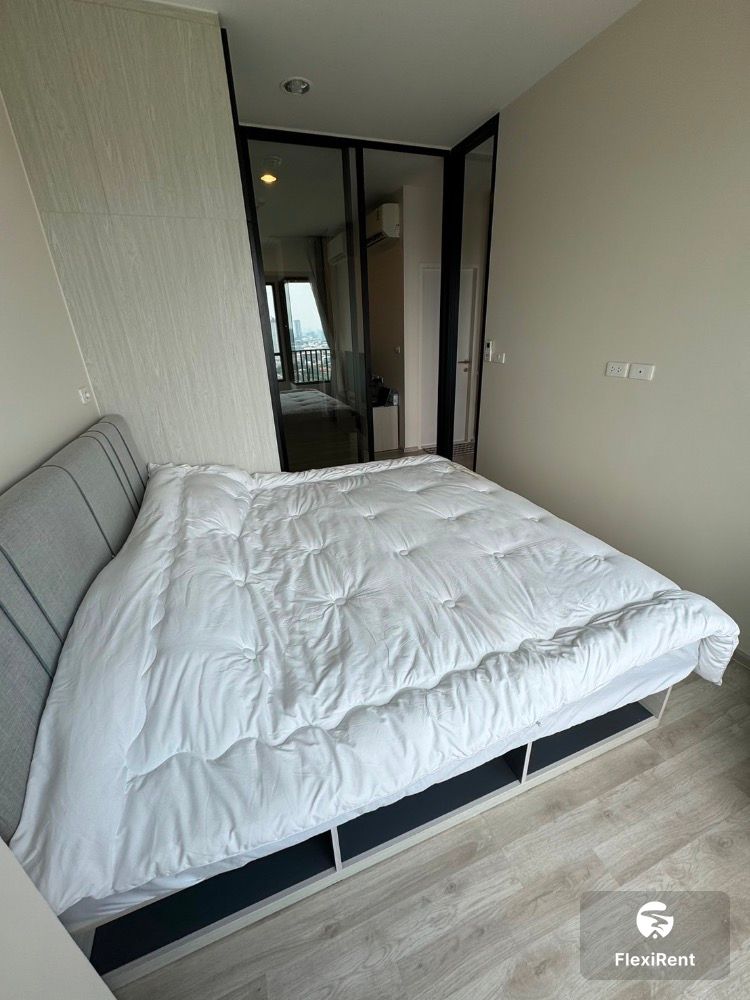 Niche MONO Mega Space Bangna photo #2