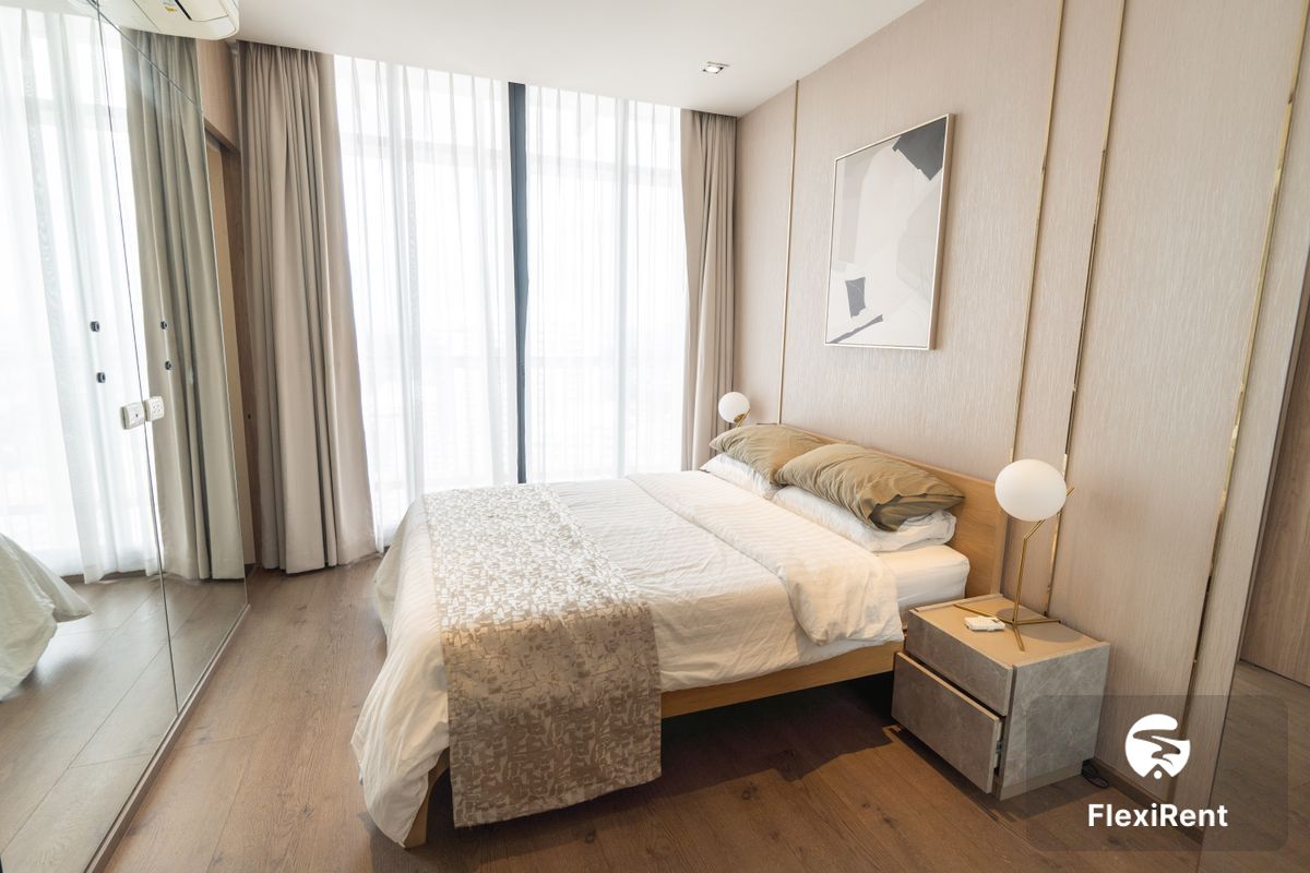 Park Origin Phrom Phong