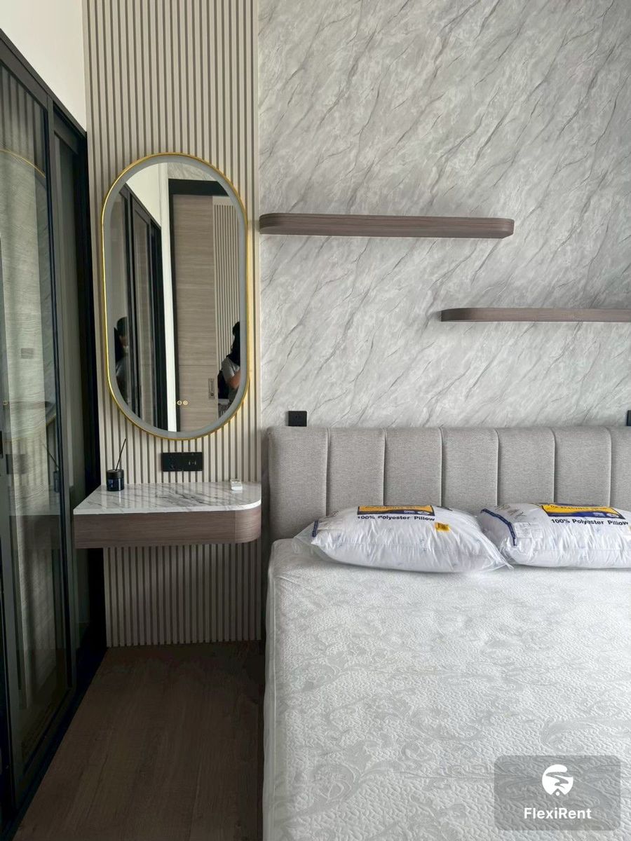 The Crest Park Residences photo #4