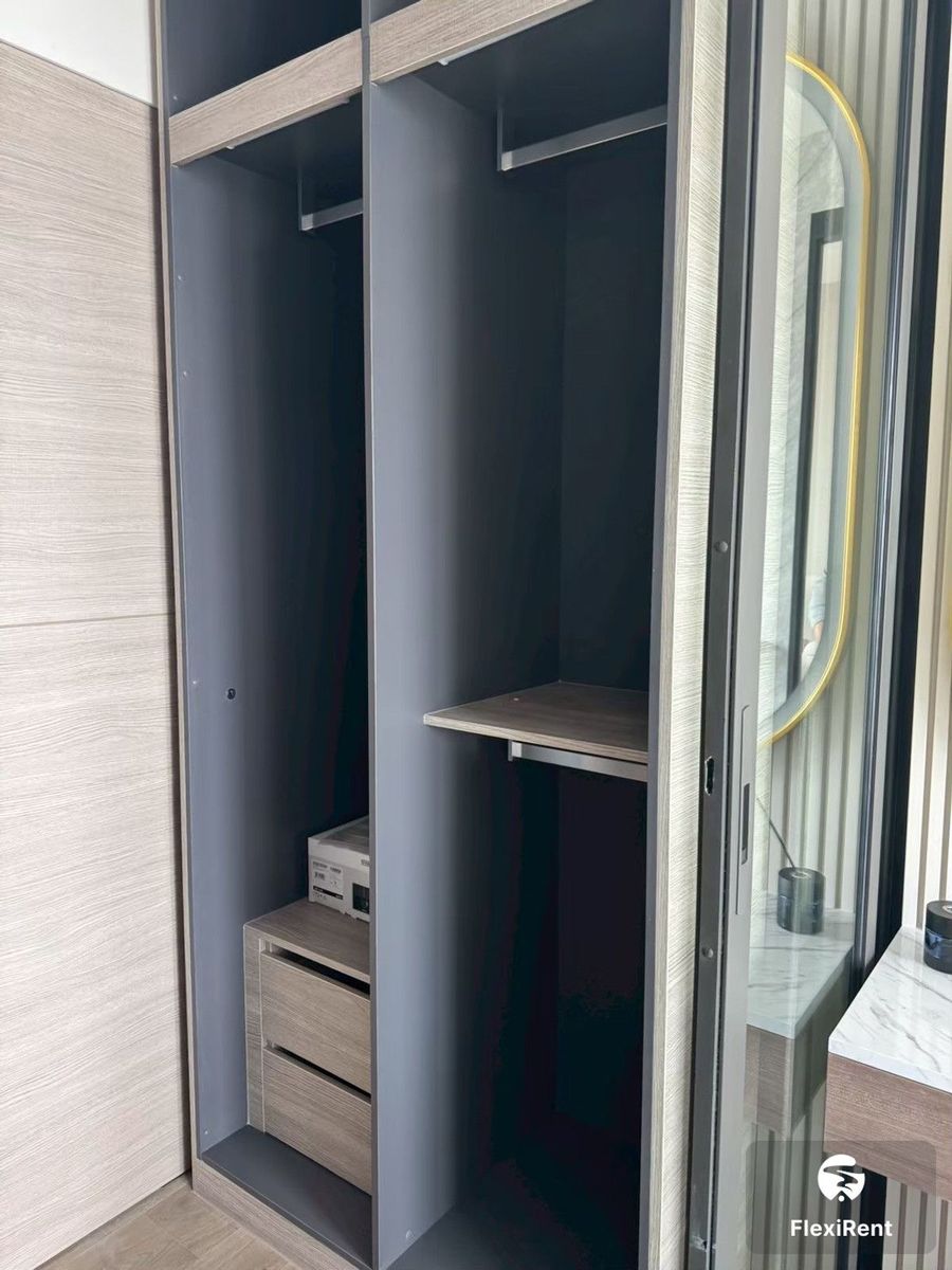 The Crest Park Residences photo #5