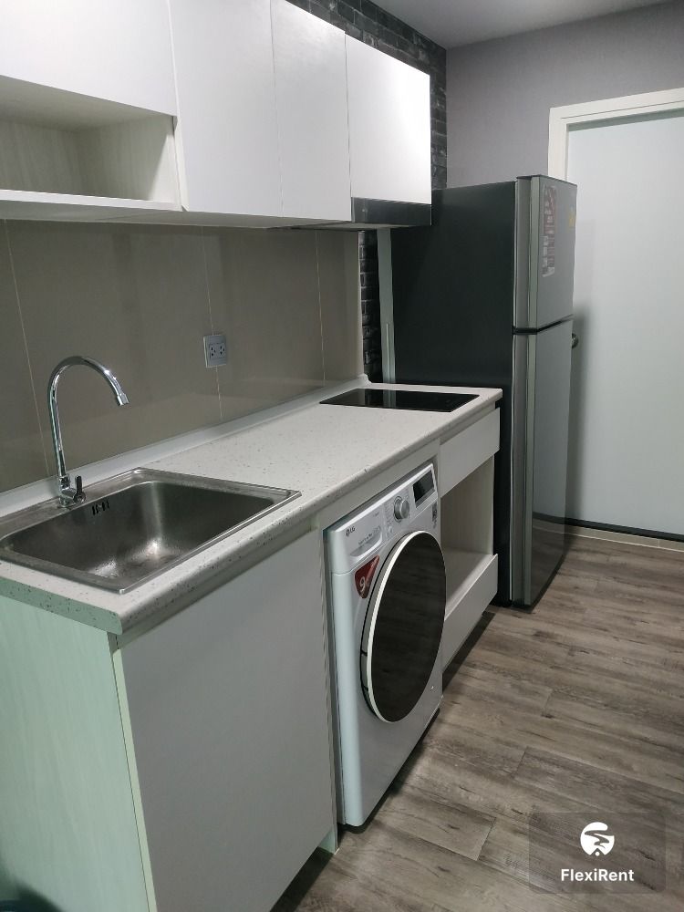 Atmoz Chaengwattana photo #3