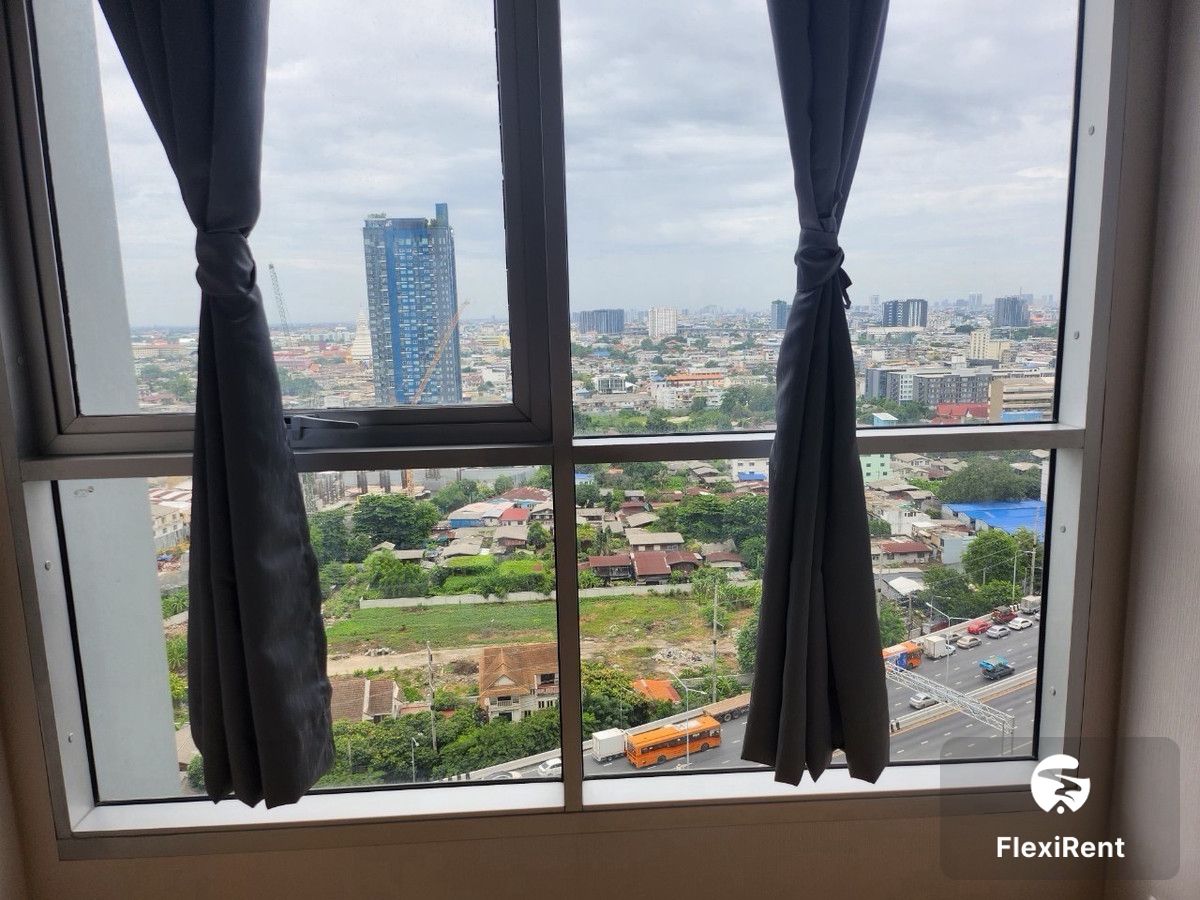 Supalai Park Talat Phlu Station photo #4