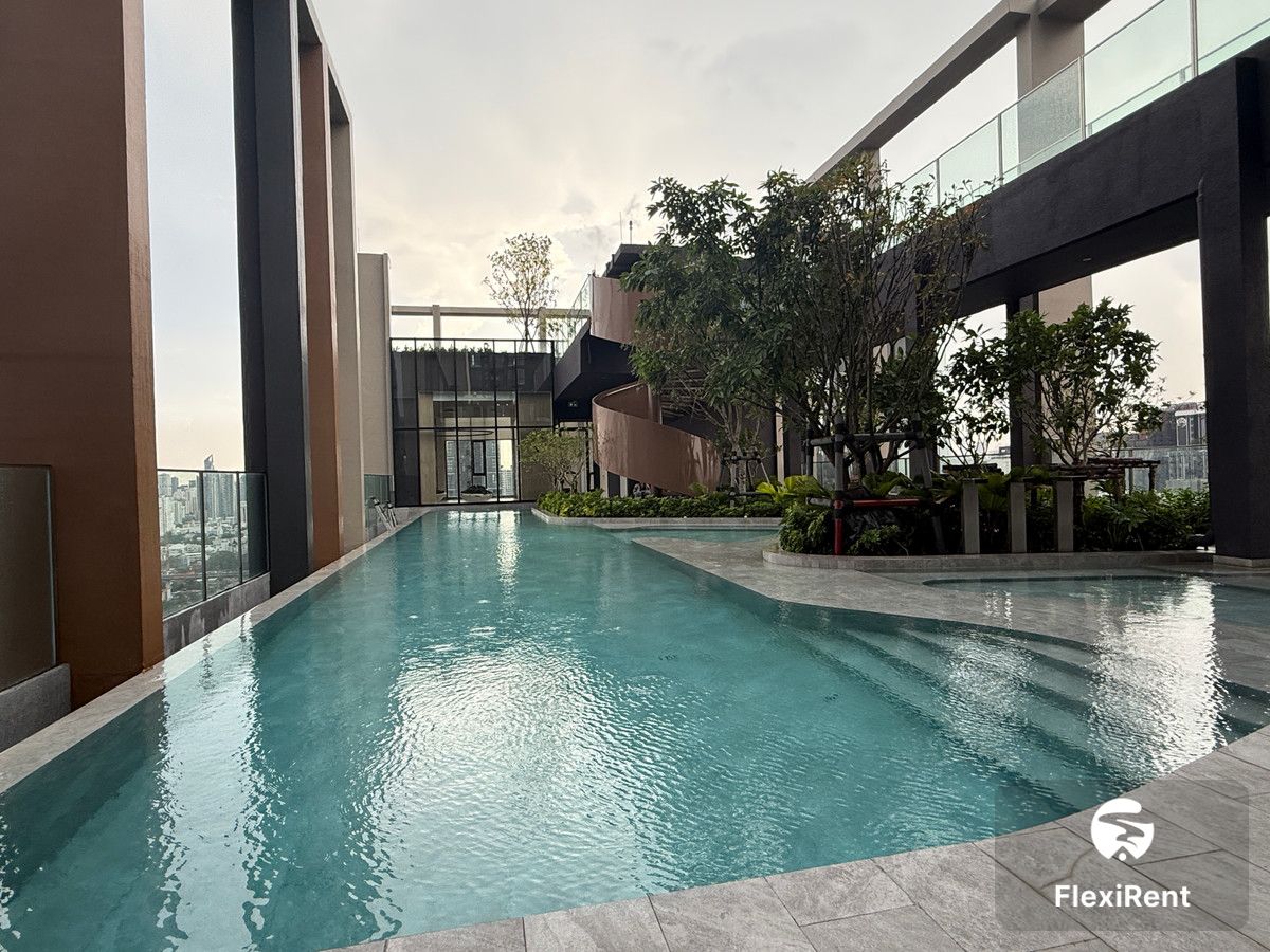 Noble Nue District R9