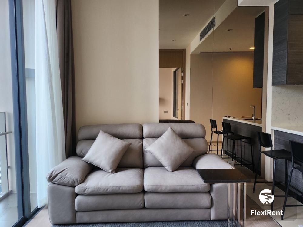 The ESSE Asoke photo #3