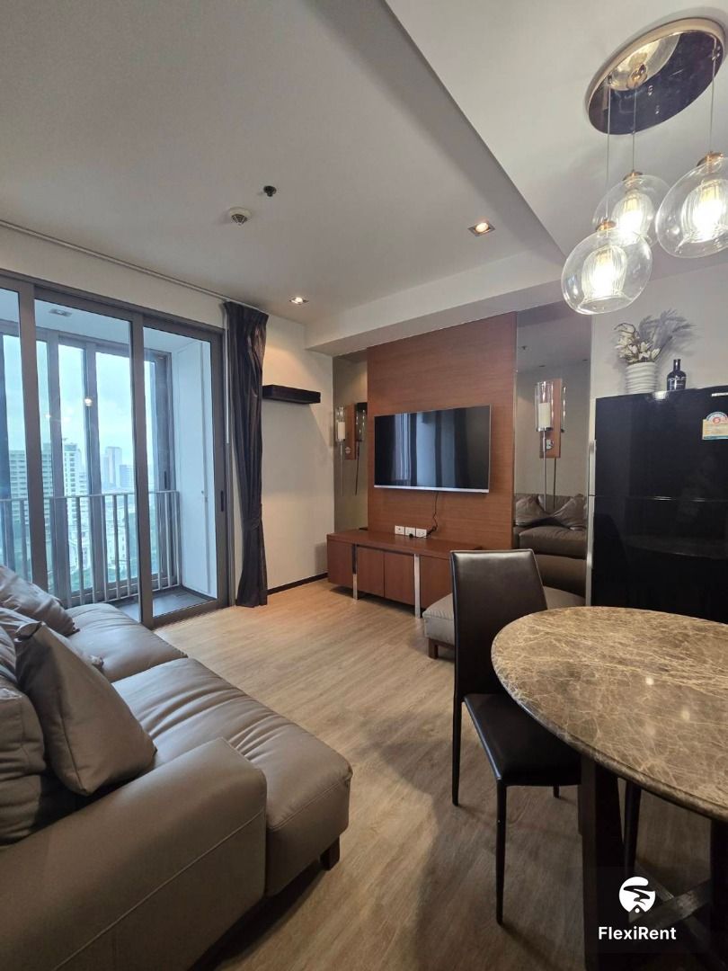 Ashton Morph 38 photo #3