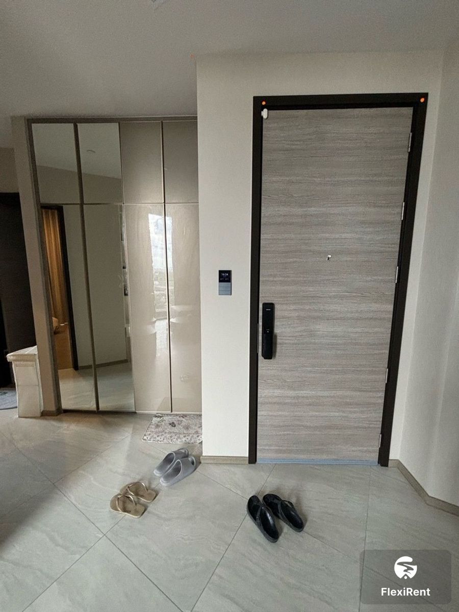 The Crest Park Residences photo #5