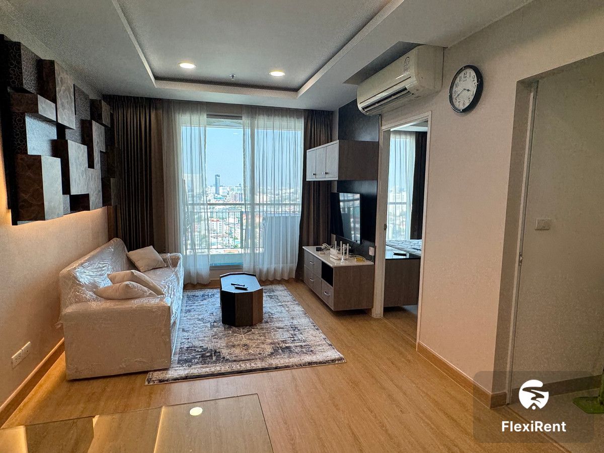 Life @ Ladprao 18 photo #2