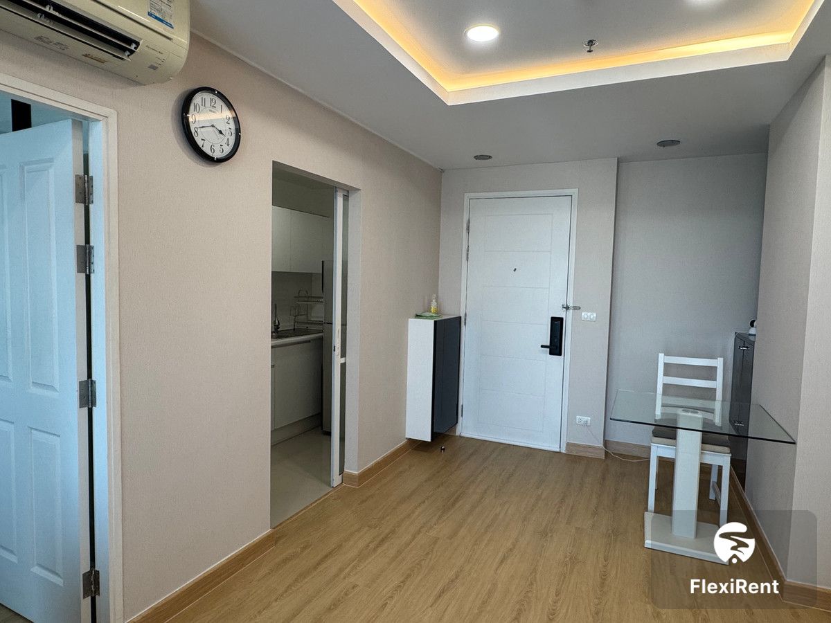 Life @ Ladprao 18 photo #4