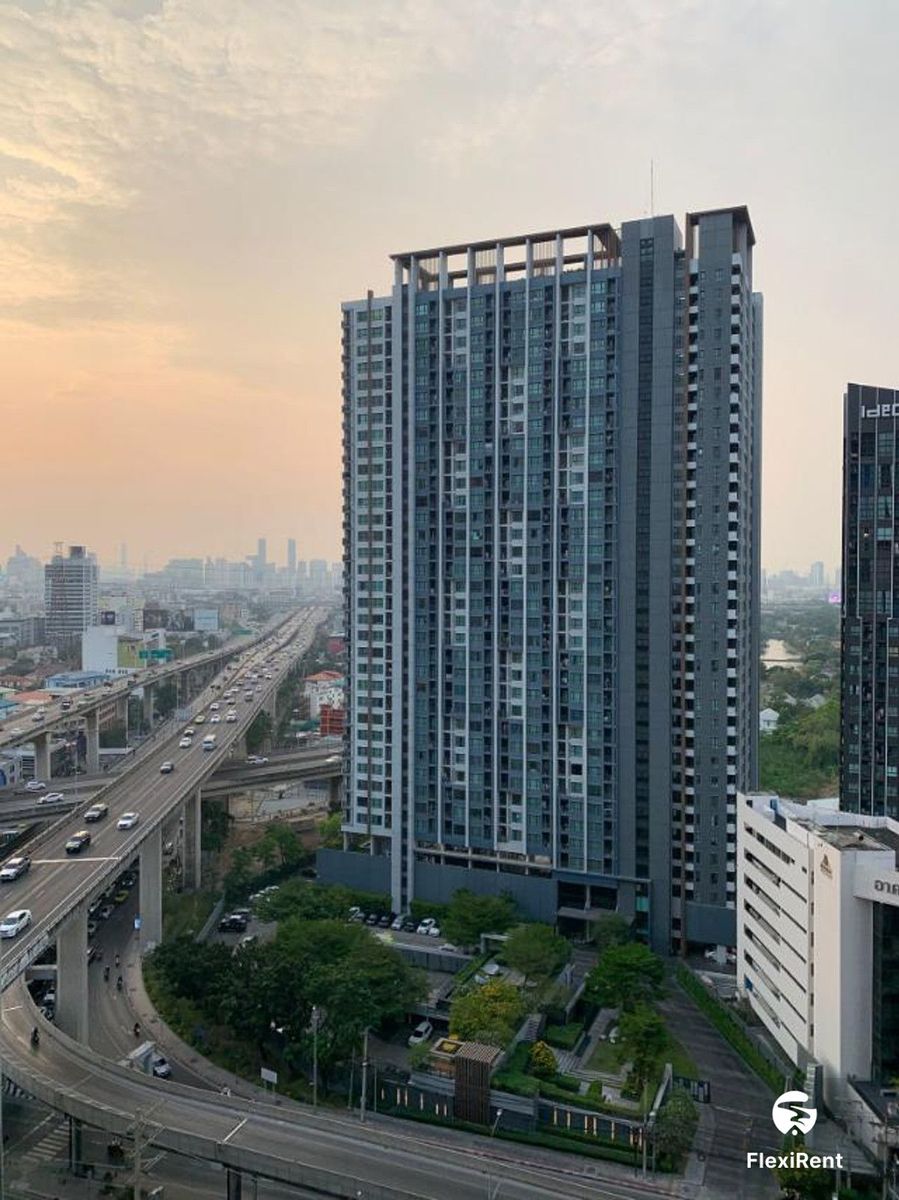 Metris Rama 9 - Ramkhamheang