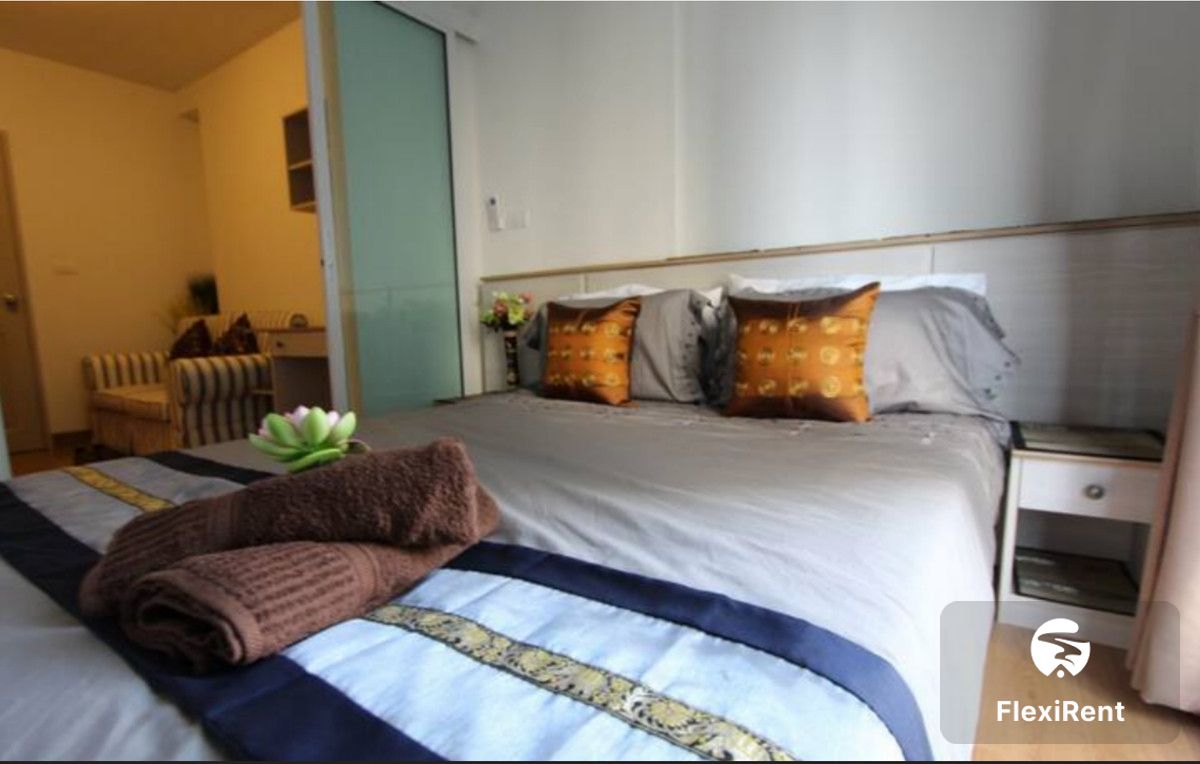 แชปเตอร์วัน โมเดิร์นดัชต์ ราษฎร์บูรณะ 33 (Chapter One Modern Dutch Ratburana 33)