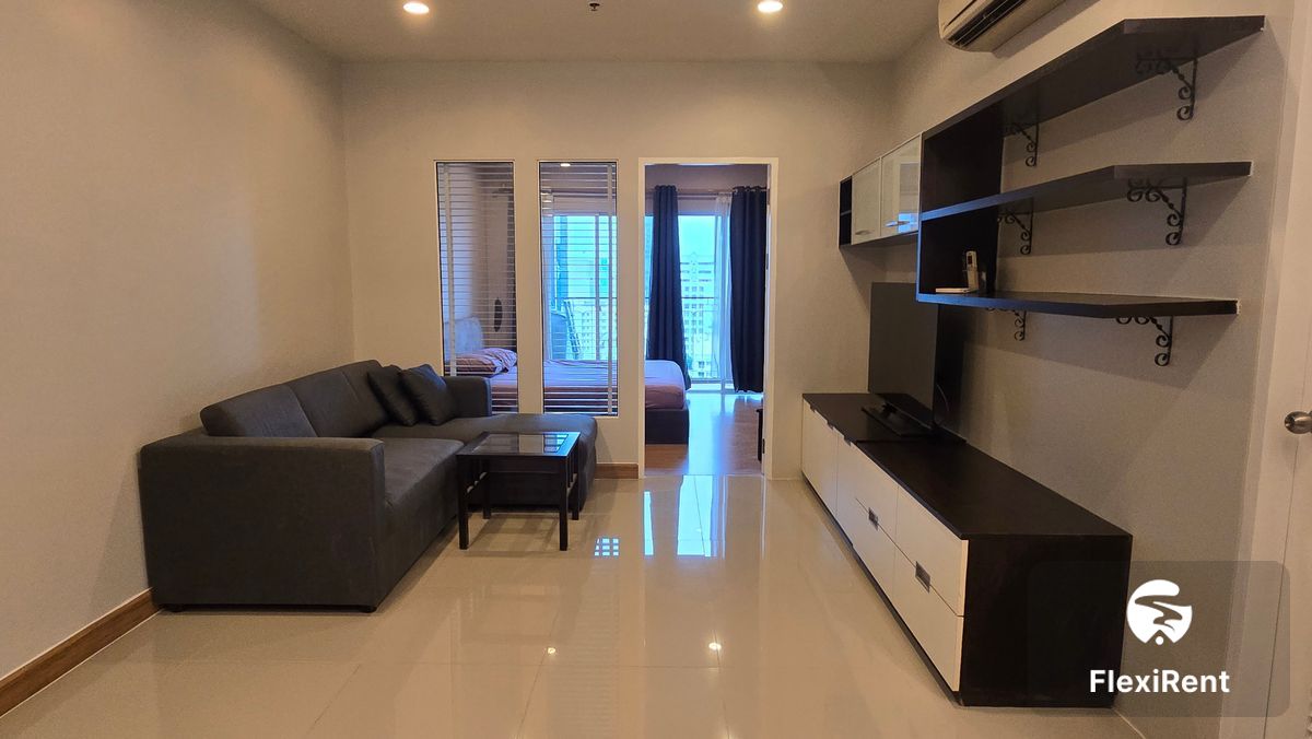 เดอะ คอมพลีท ราชปรารภ (The Complete Rajprarop) รูปที่ 2