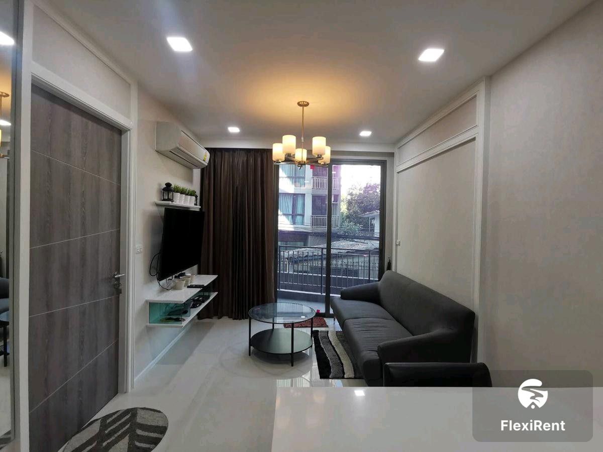 ทราพีโซ สุขุมวิท 16 (Trapezo Sukhumvit 16)