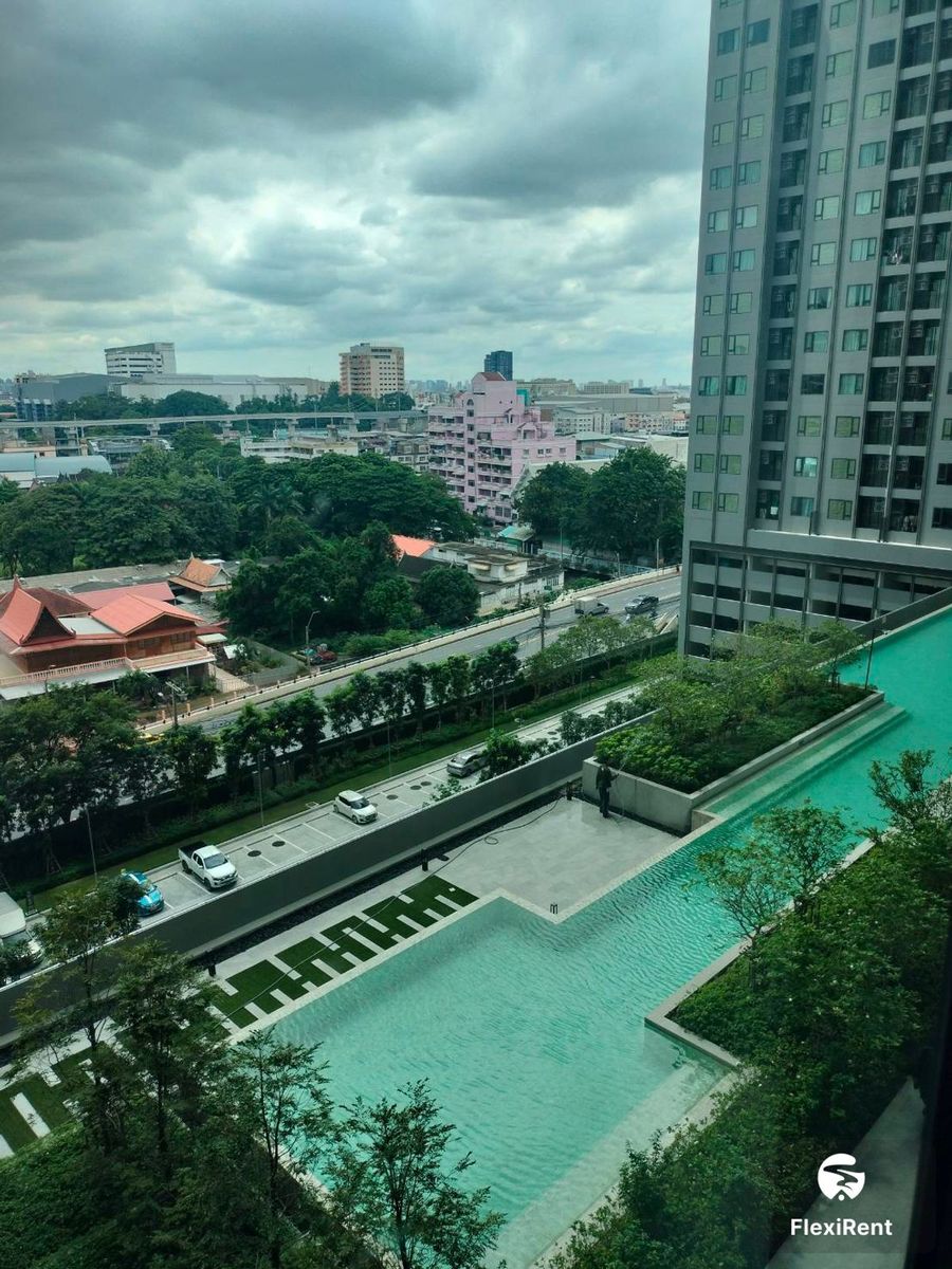เดอะ ลิฟวิ่น รามคำแหง (The Livin Ramkhamhaeng)