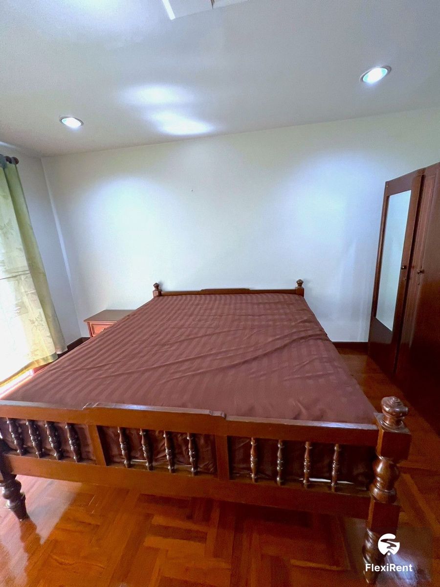 วิทยุ คอมเพล็กซ์ (Wittayu Complex) รูปที่ 3