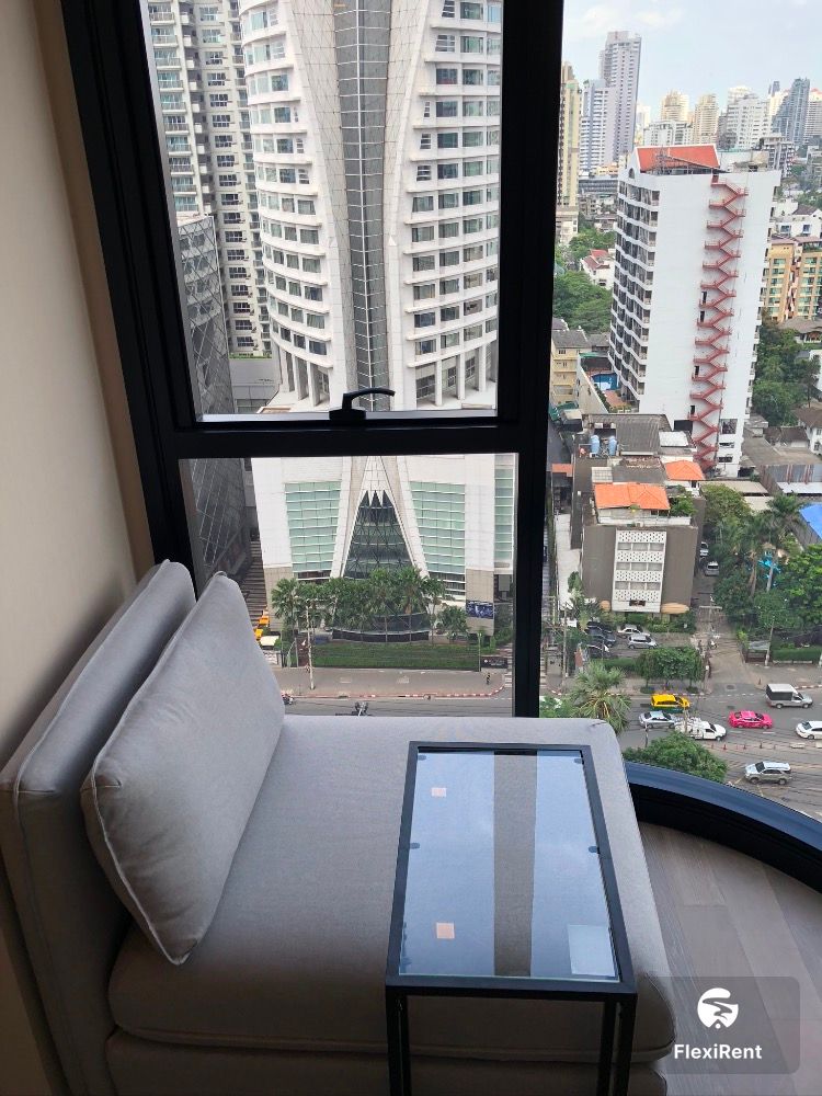 Ashton Asoke photo #3