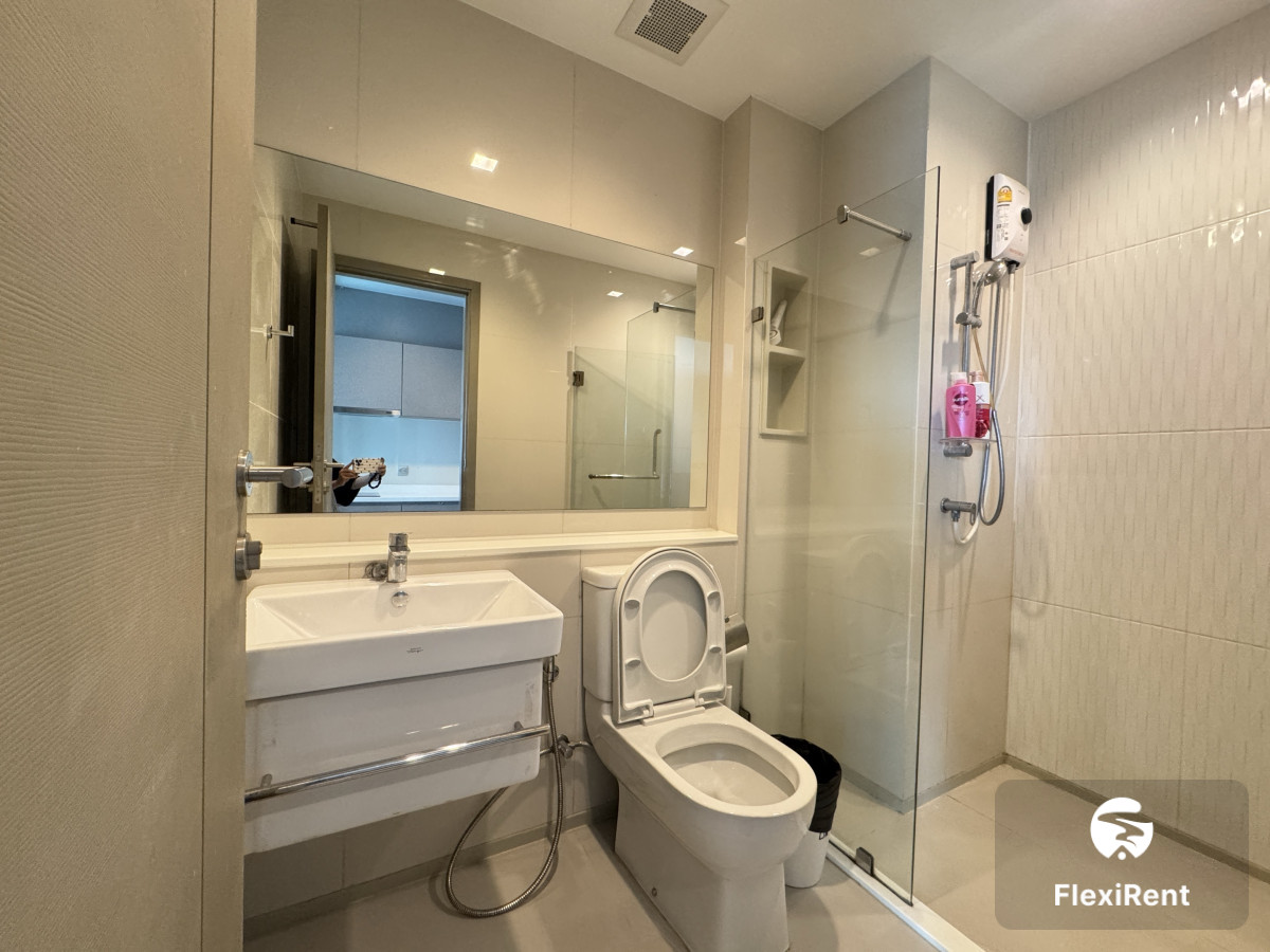 Life Asoke - Rama 9 photo #3