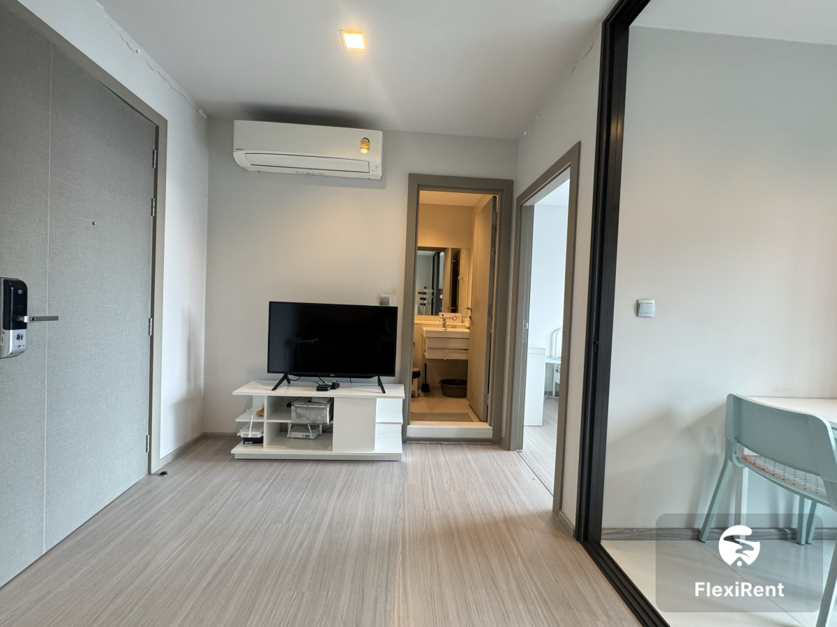 Life Asoke - Rama 9 photo #4