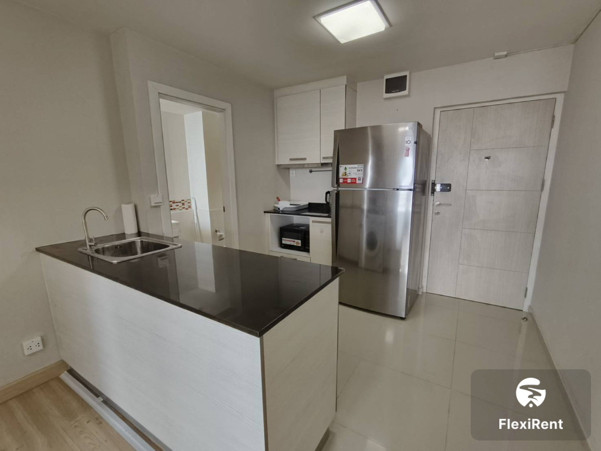 M Society Condominium photo #4