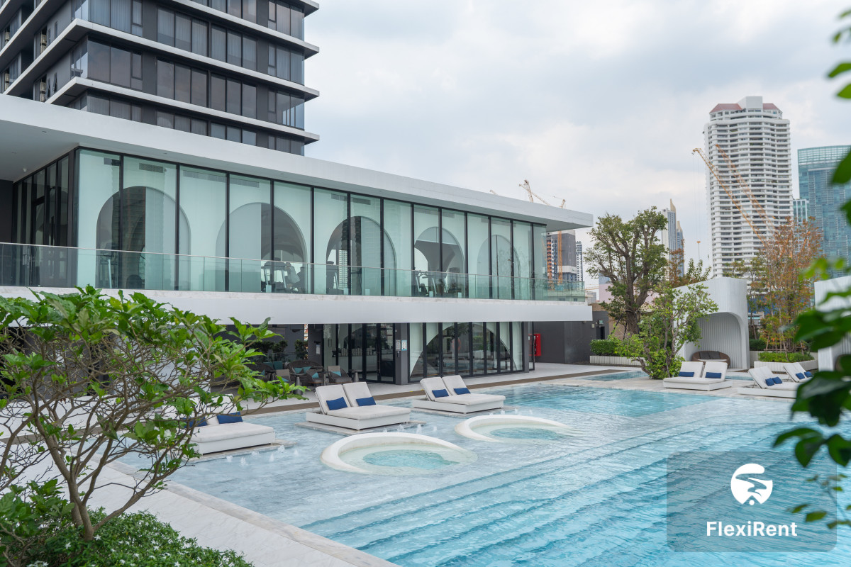 แชปเตอร์ เจริญนคร - ริเวอร์ไซด์ (Chapter Charoennakhon - Riverside)