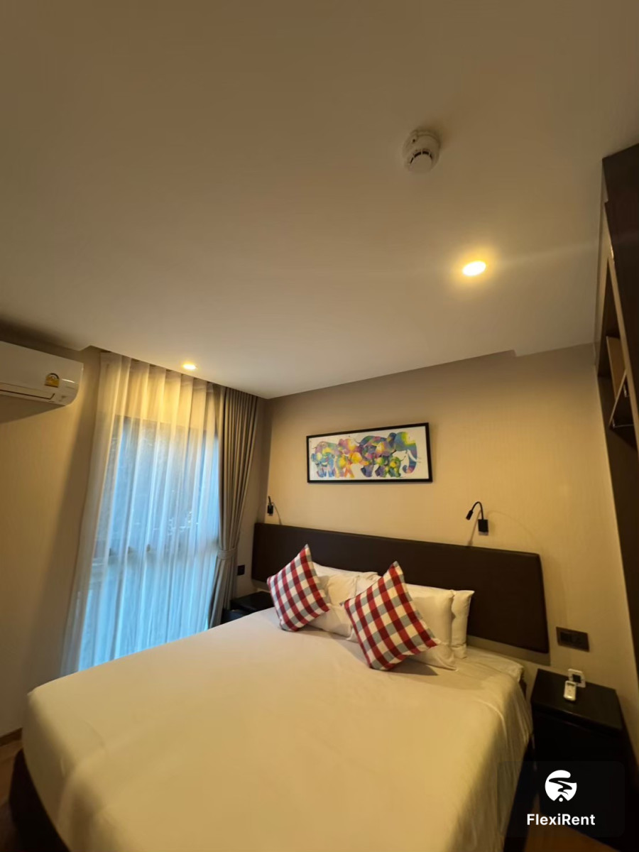 เดอะ ไตเติ้ล วี ราไวย์-ภูเก็ต (The Title V (Rawai-Phuket))