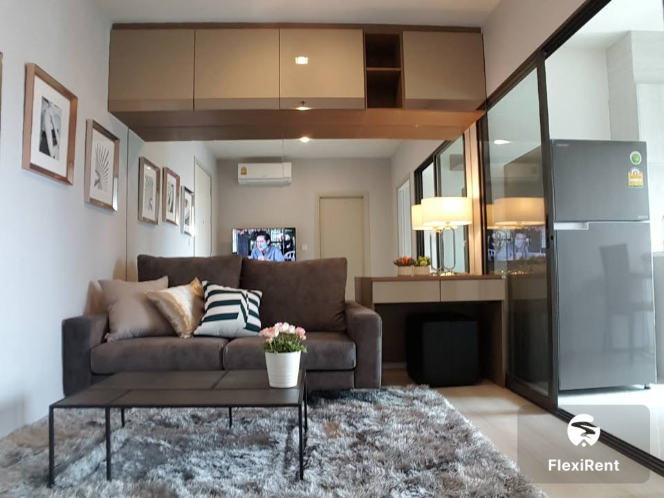 ไลฟ์ สุขุมวิท 48 (Life Sukhumvit 48)