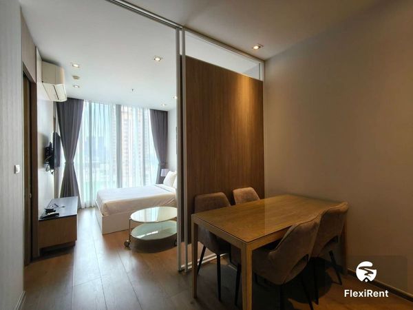 Park Origin Phrom Phong HNM Image 3