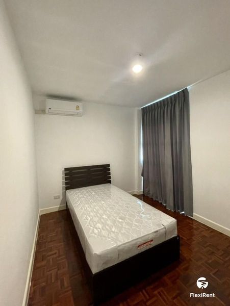 ริเวียร่า  คอนโดมิเนียม (Riviera Condominium ) รูปที่ 3