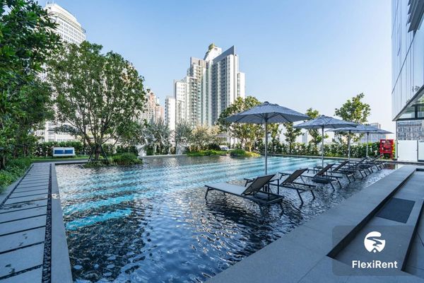 La Clef Bangkok by The Crest Collection Image 1