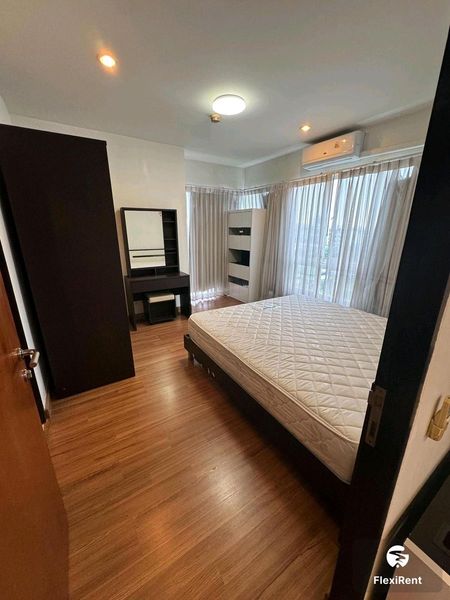 The Wellington Condominium Image 5
