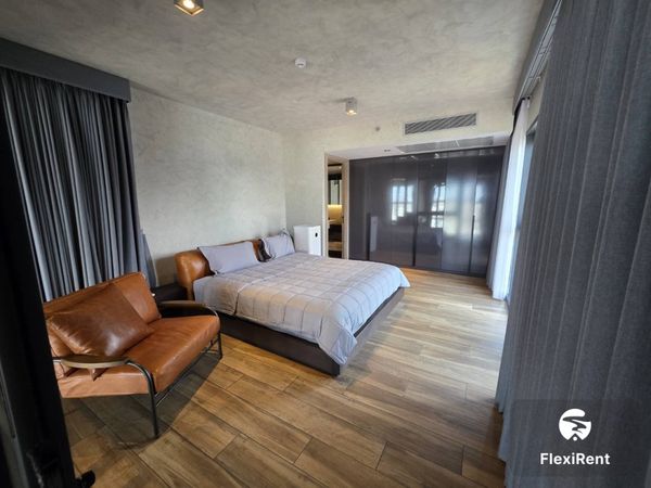 เดอะ ลอฟท์ อโศก (The Lofts Asoke) รูปที่ 1
