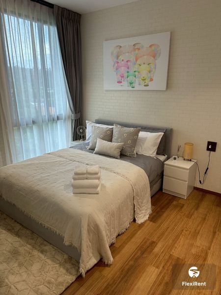 เดอะ ไทเทิ้ล ฮาโล 1 (The Title Halo 1) รูปที่ 1