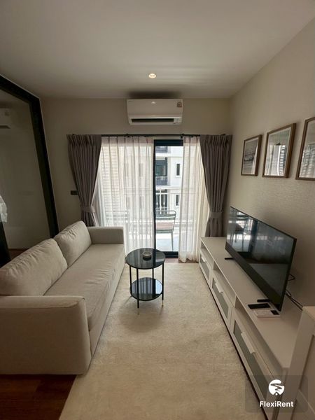 เดอะ ไทเทิ้ล ฮาโล 1 (The Title Halo 1) รูปที่ 2