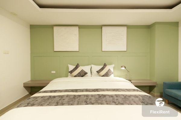 UTD8 Hotel & Residence Image 2