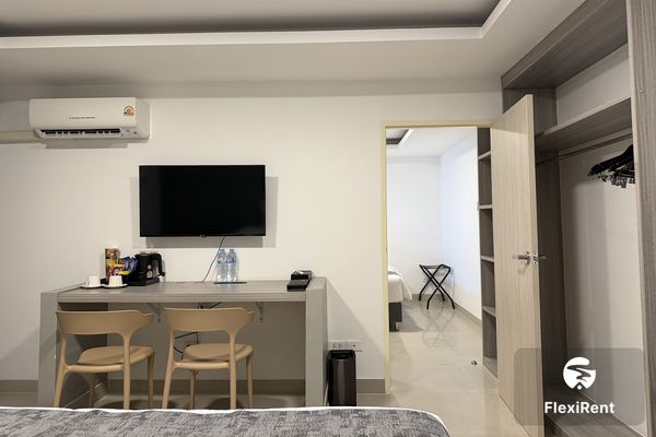 UTD8 Hotel & Residence Image 4